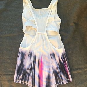 Lululemon Tank with Built-In Bra Size 4